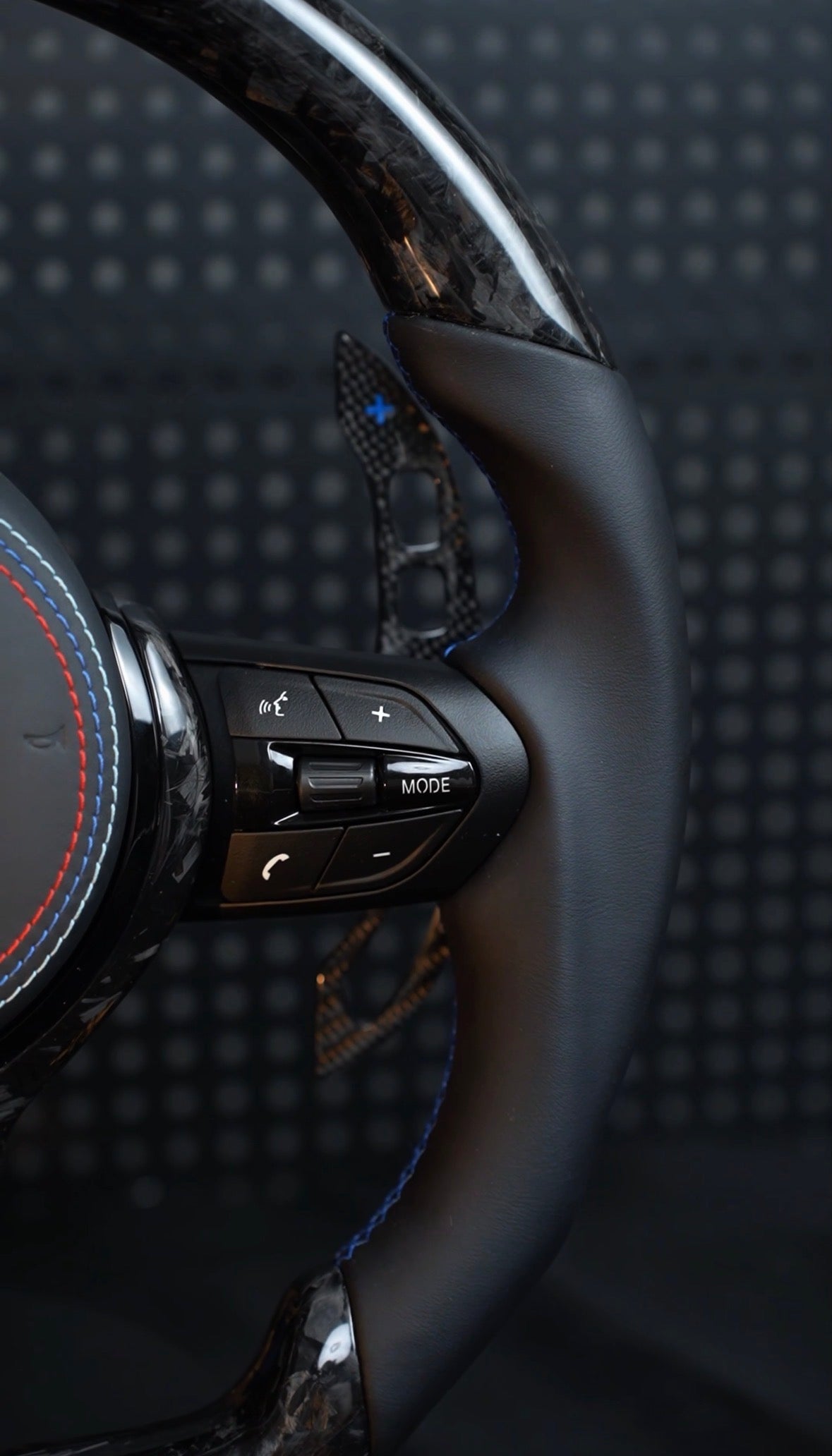 Volant Complet Personnalisé Carbone Forgé BMW M2/M3/M4/M5/X..(F) (2012-2019) AdnCustom