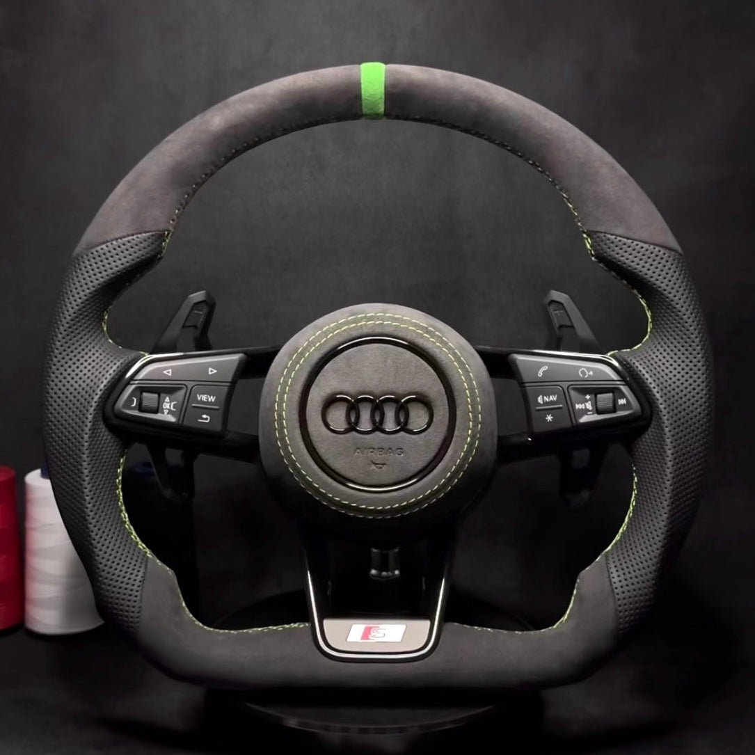 Volant Audi personnalisé TT, TTS, TTRS, R8, RS3 Sur mesure - (2014-2023) AdnCustom