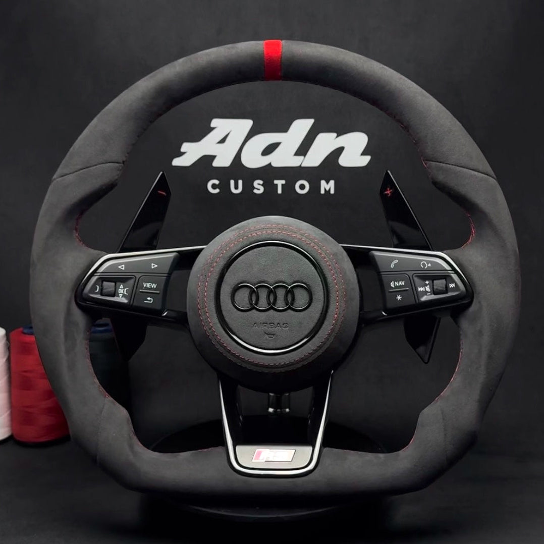 Volant Audi personnalisé TT, TTS, TTRS, R8, RS3 Sur mesure - (2014-2023) AdnCustom