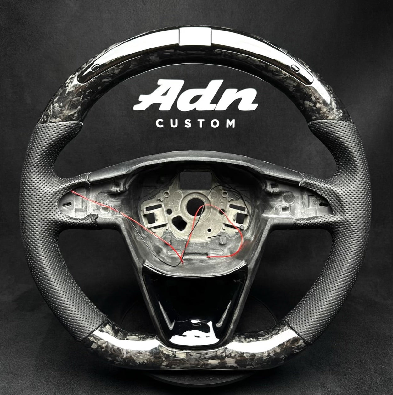 Volant personnalisé SEAT CUPRA/FR 5F LEON/IBIZA/ATECA (2013-2019) AdnCustom