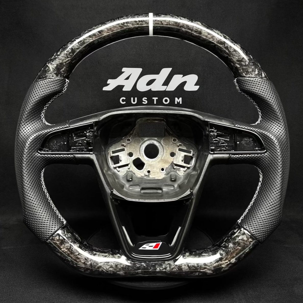 Volant personnalisé SEAT CUPRA/FR 5F LEON/IBIZA/ATECA (2013-2019) AdnCustom