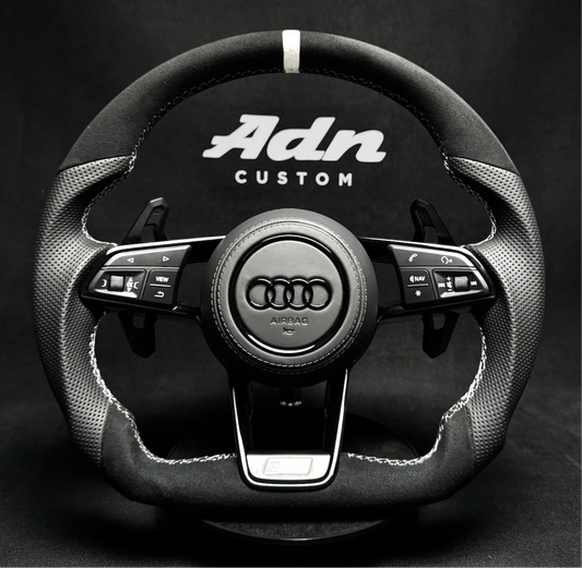 Volant Audi personnalisé TT/ TTS / TTRS / R8 (2014-2023) AdnCustom